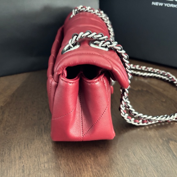 Tabby Shoulder Bag 20 With Pillow Quilting - Picture 11 of 12